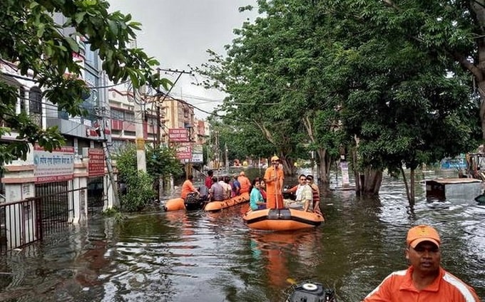 Top News: द‍िन भर की प्रमुख ख़बरें स‍िर्फ तीन म‍िनट में