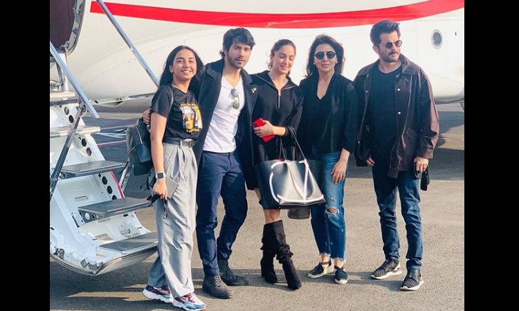 सालों बाद नीतू कपूर ने फिर से शुरू की शूटिंग, Photo शेयर कर लिखा, अब सिर्फ मैं ही हूं